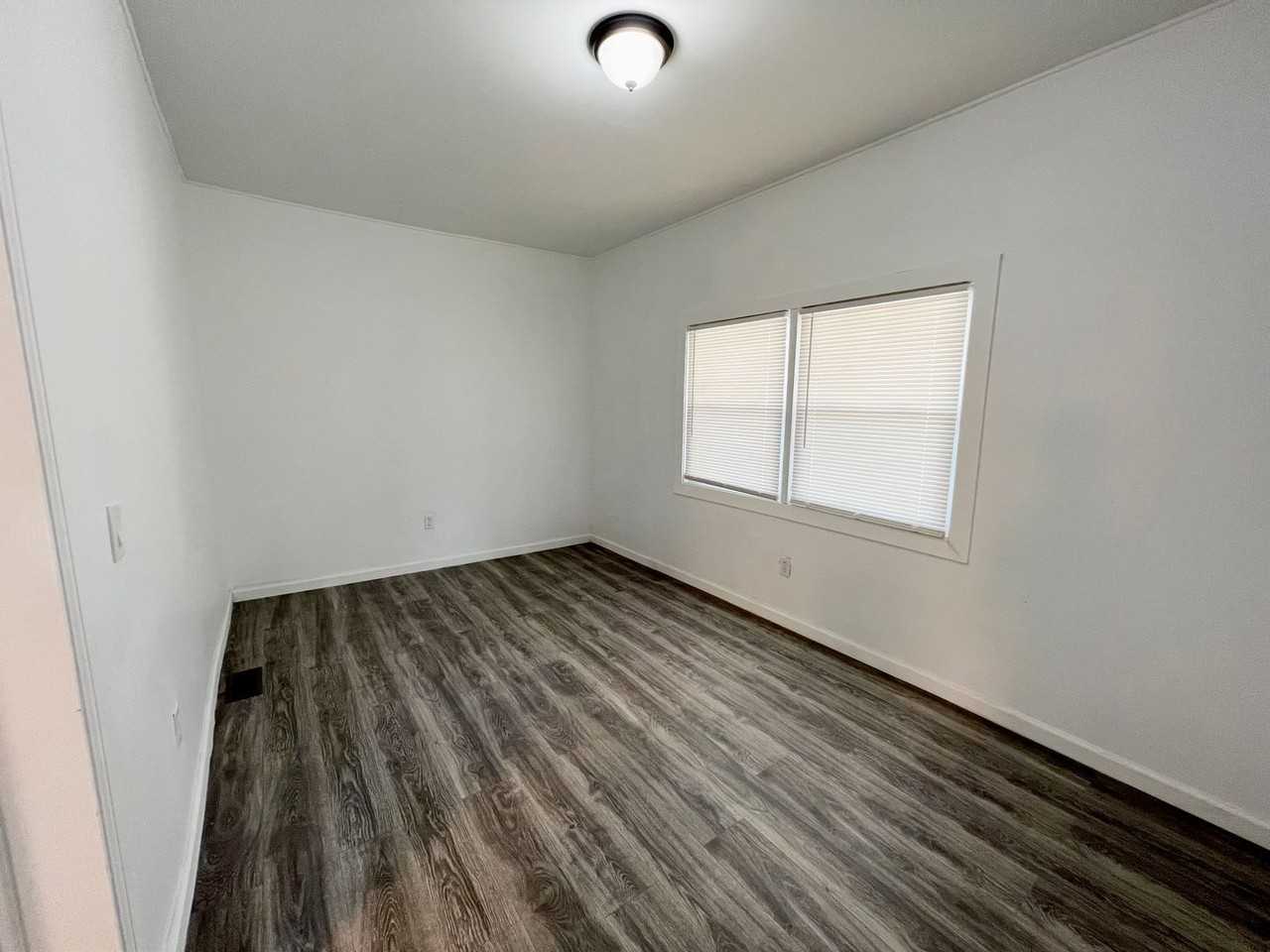 157 Dr Samuel Mccree Way - Photo 3 of 13