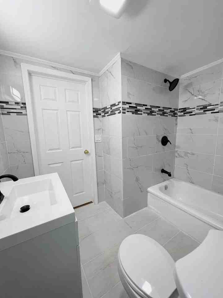 157 Dr Samuel Mccree Way - Photo 7 of 13