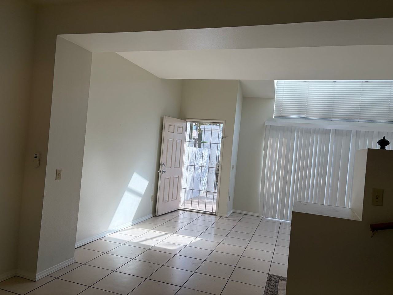 29584 Courtney Pl - Photo 3 of 25