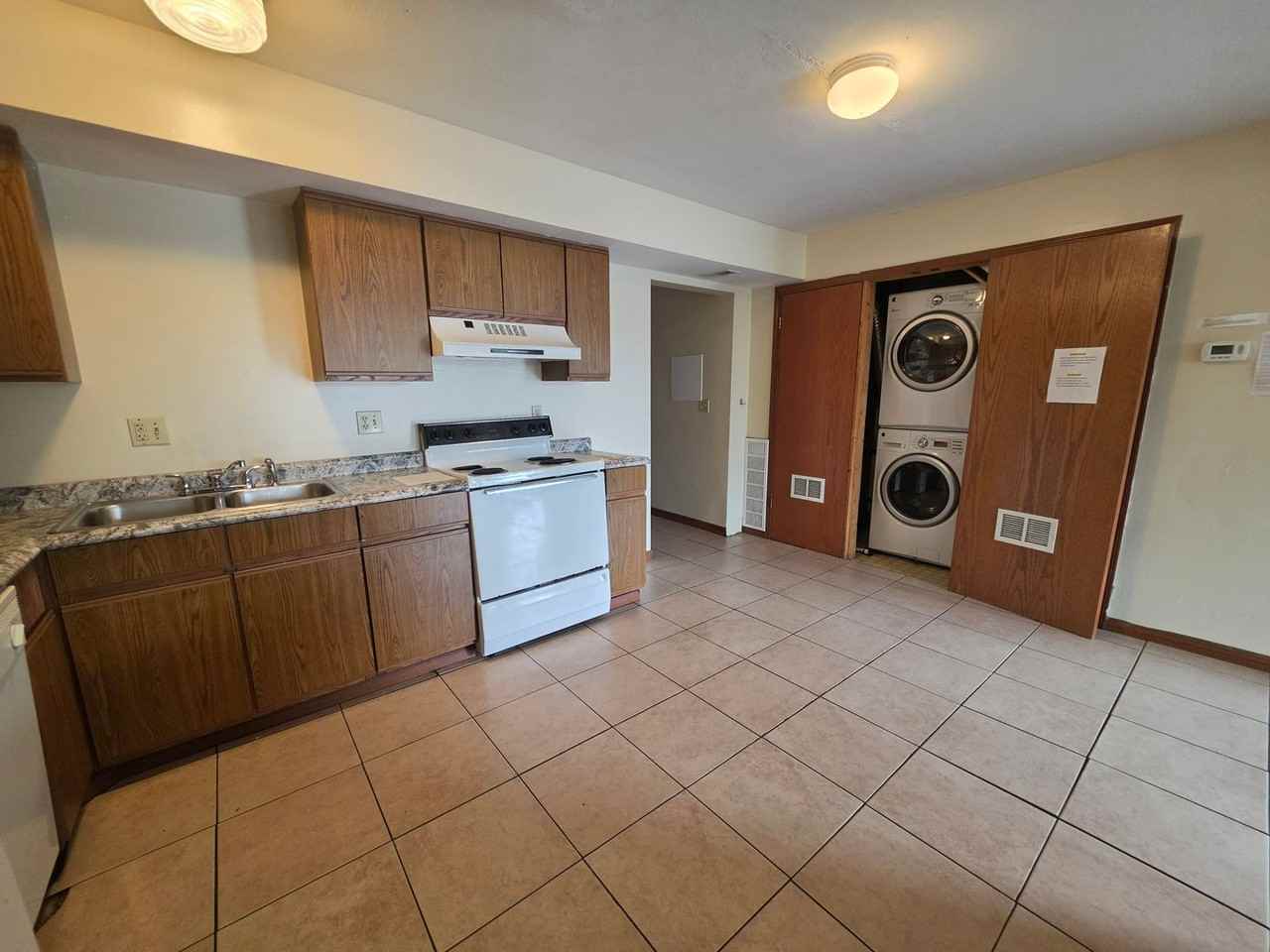1509 Whitehall Blvd - Photo 5 of 21