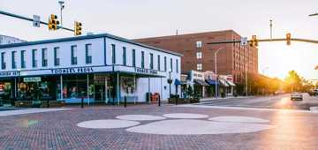 featured image of 103 E Magnolia Ave