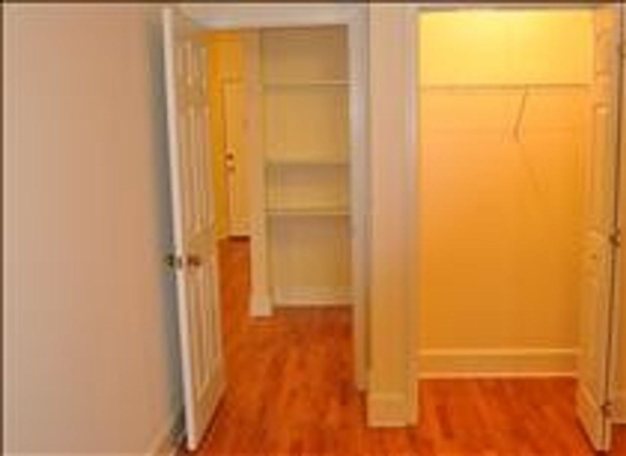 Toomer Loft - Photo 4 of 26