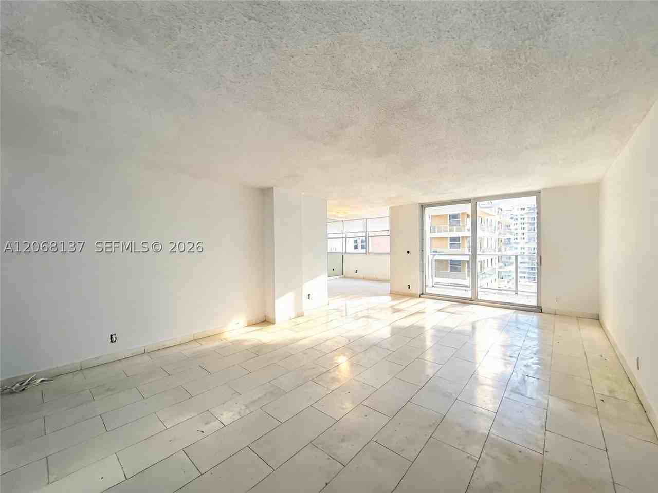 1904 S Ocean Dr #1206 - Photo 5 of 23