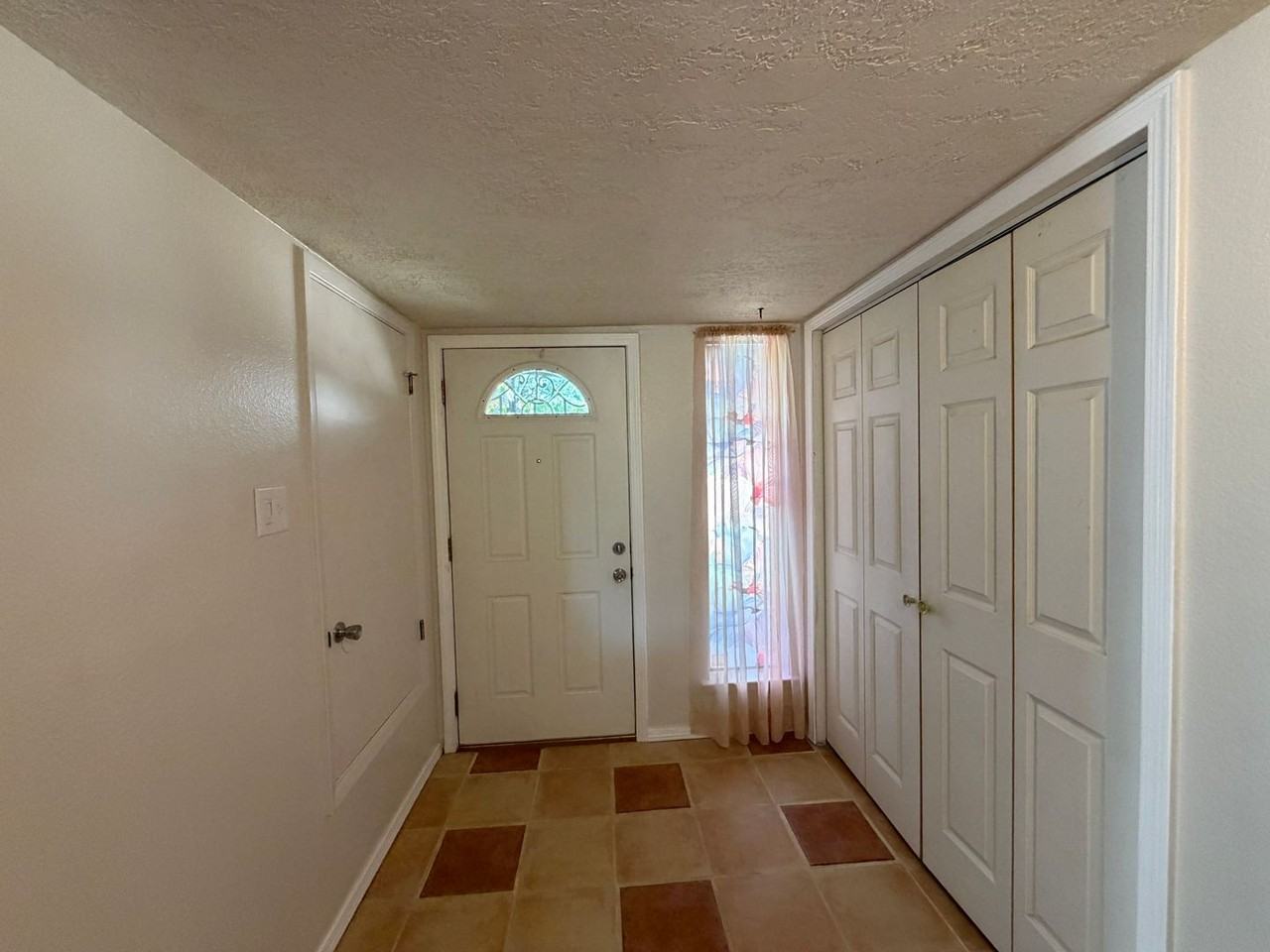 5812 Brahma Dr Nw - Photo 5 of 36