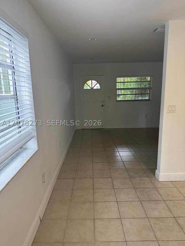 3445 Nw 2nd Ter #3445 - Photo 2 of 12