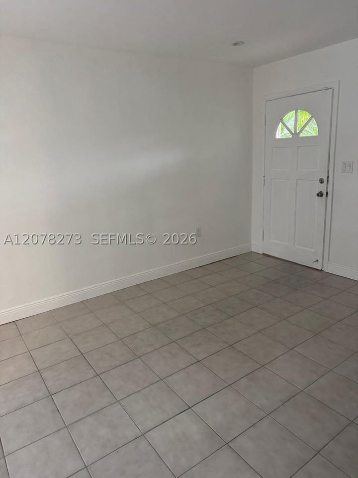 3445 Nw 2nd Ter #3445 - Photo 3 of 12