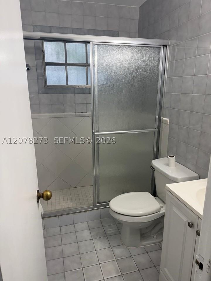 3445 Nw 2nd Ter #3445 - Photo 5 of 12