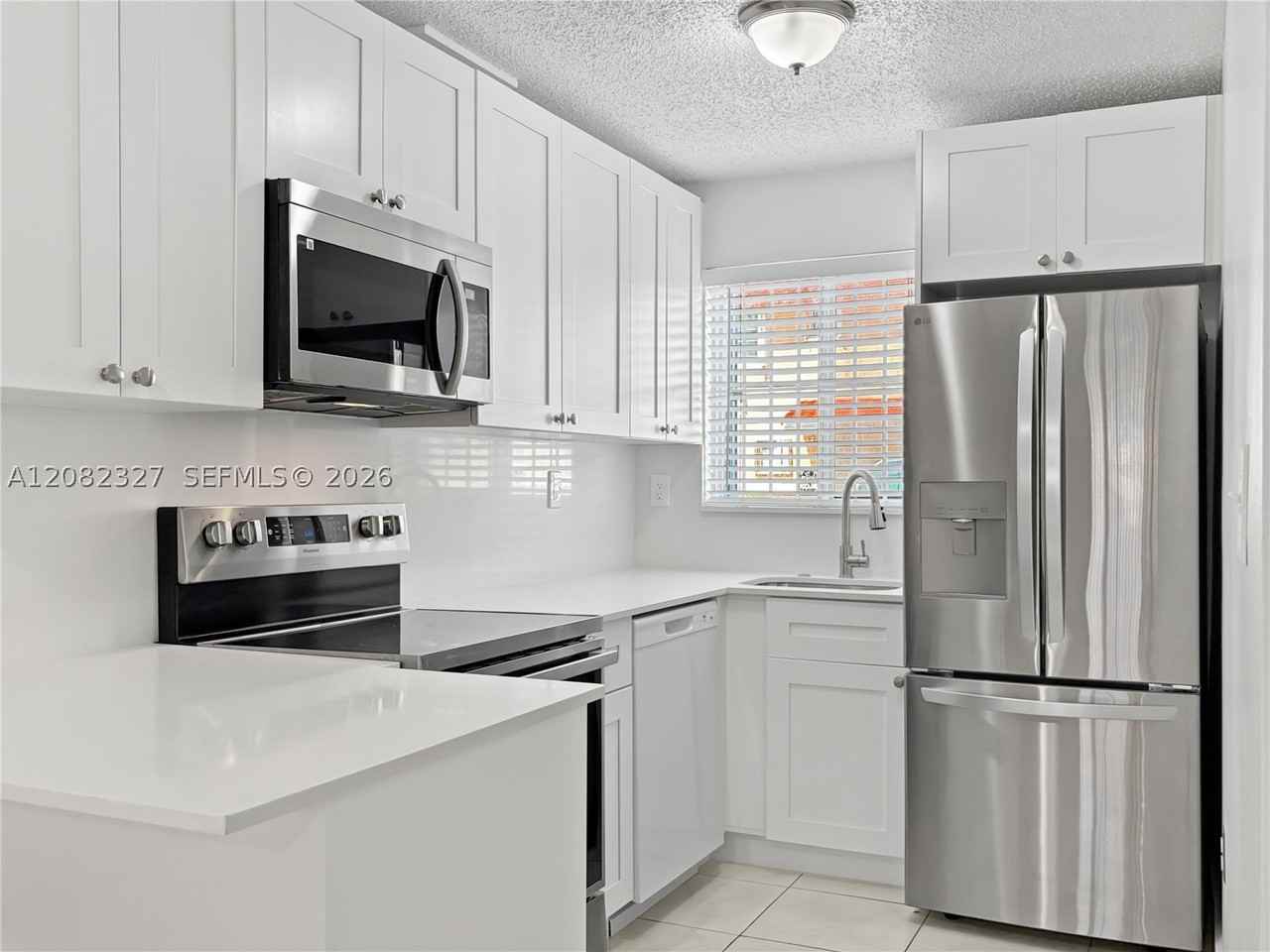 8055 Nw 8th St #3 - Photo 6 of 19