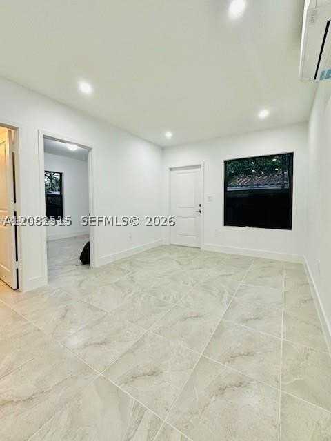 3300 Sw 80th Ave #2 - Photo 2 of 12