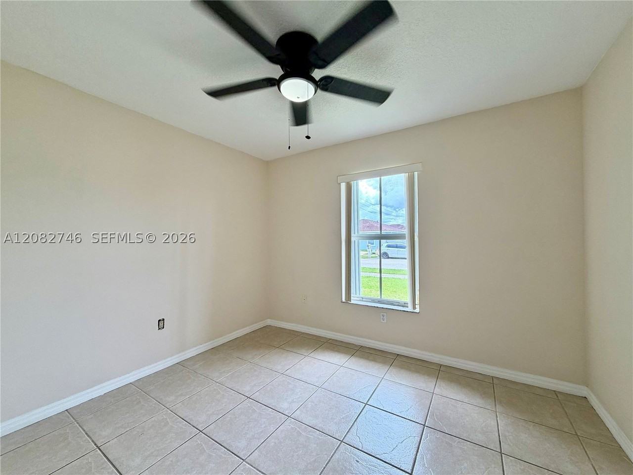 27901 Sw 134th Pl #0 - Photo 5 of 23
