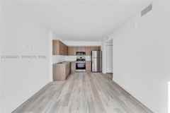 175 Nw 160th St #220 - Photo 1 of 1