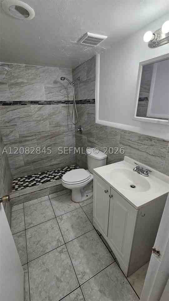 1311 Nw 8th Ave #1311 - Photo 3 of 8