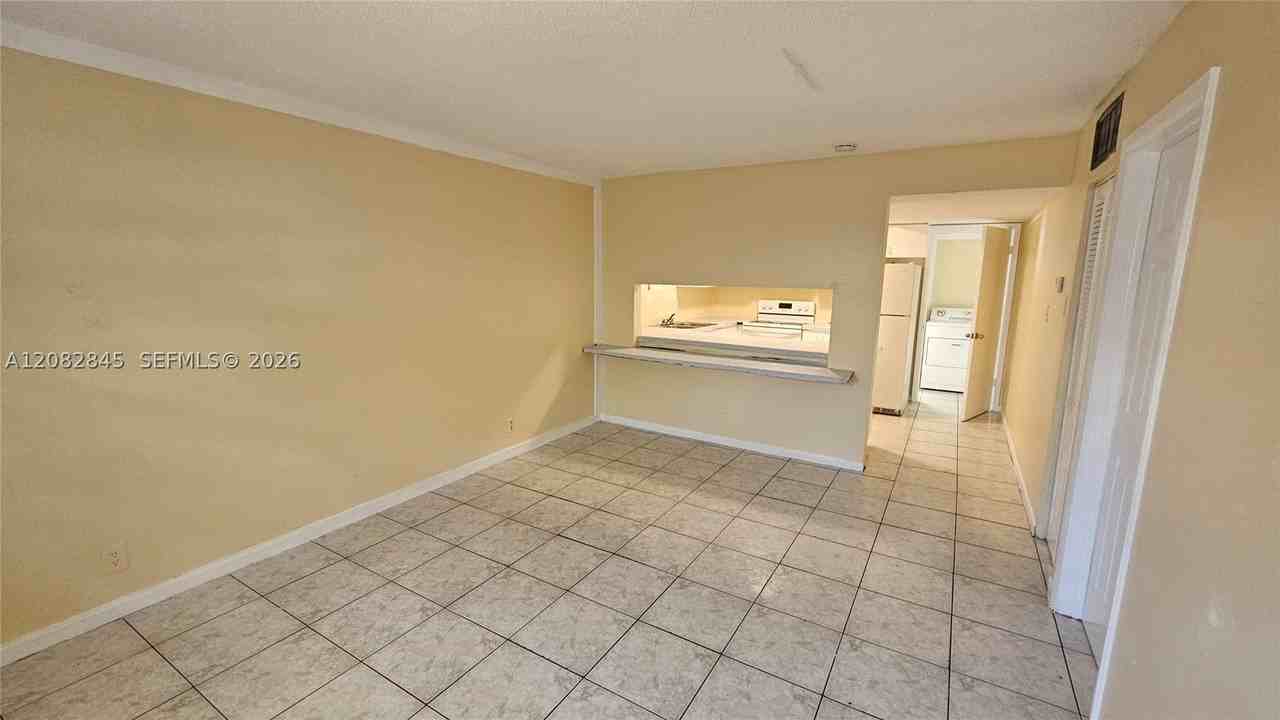 1311 Nw 8th Ave #1311 - Photo 6 of 8