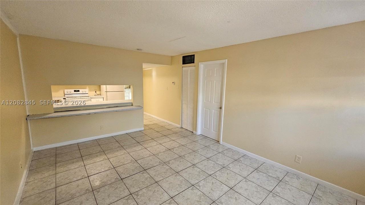 1311 Nw 8th Ave #1311 - Photo 7 of 8