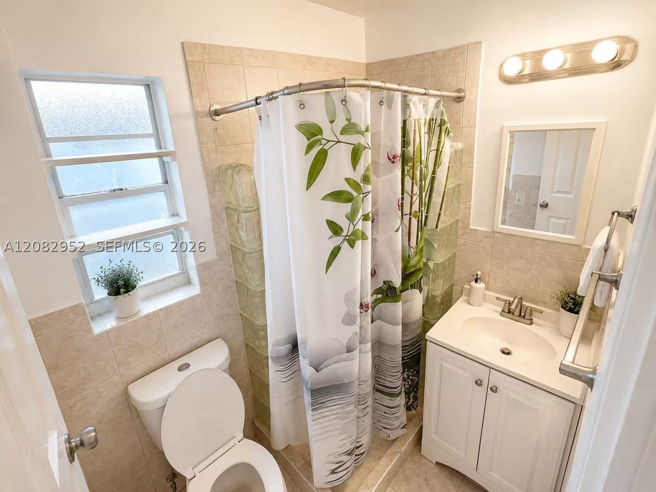 2900 N Ocean Blvd #4 - Photo 5 of 8