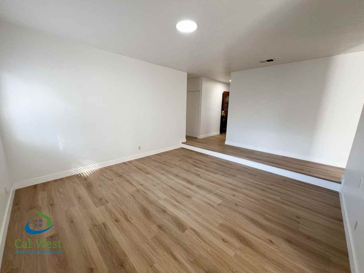 3023 Plumstead Way - Photo 5 of 22