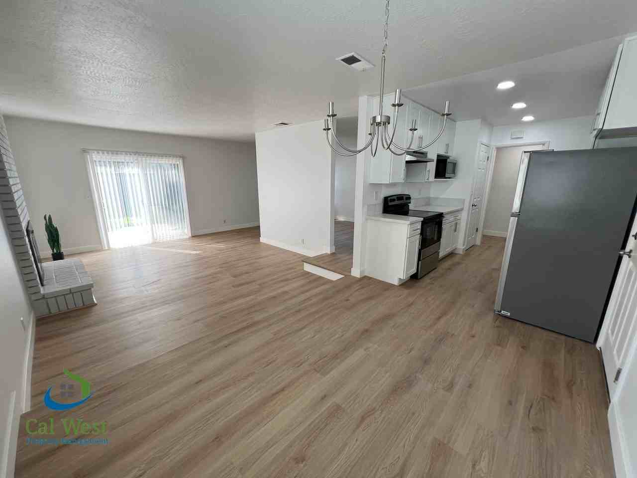 3023 Plumstead Way - Photo 7 of 22