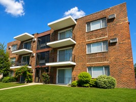 featured image of 7100 176th St