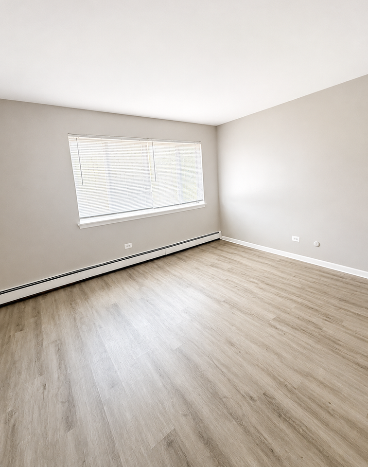 7100 W. 176th Street - Photo 6 of 16