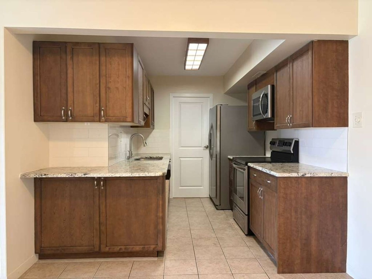 10355 Paradise Blvd - Photo 7 of 29