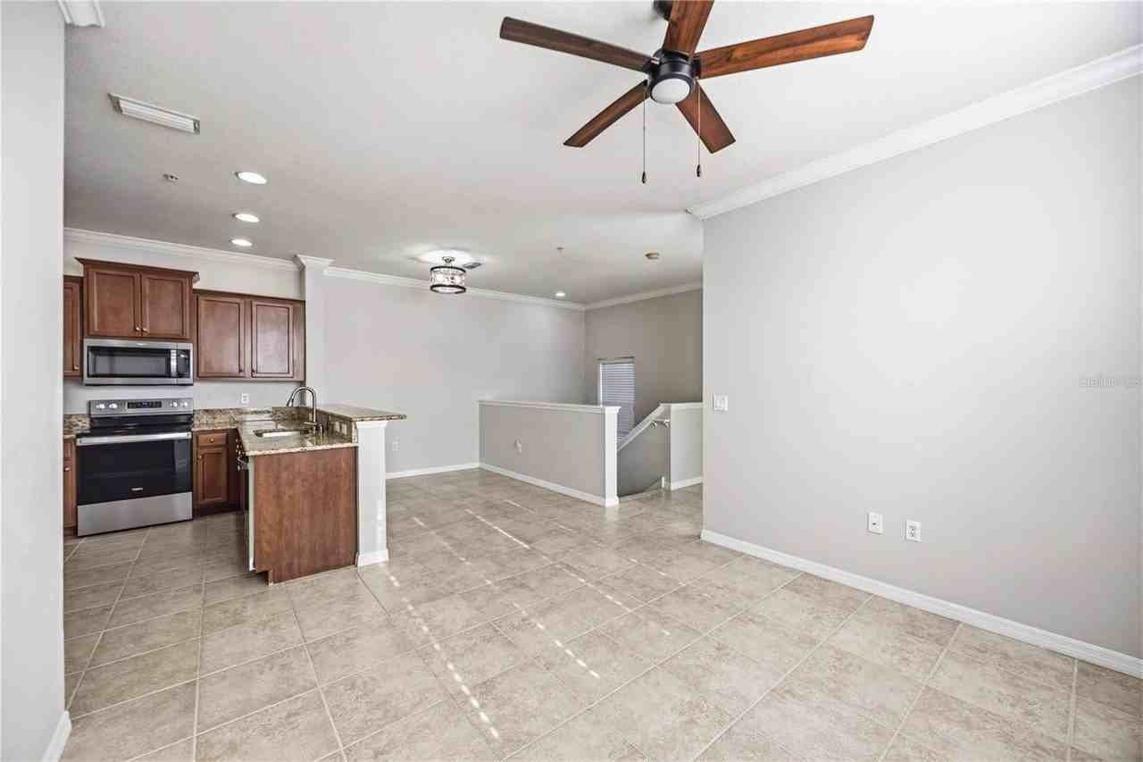 7927 Limestone Ln #13-203 - Photo 7 of 31