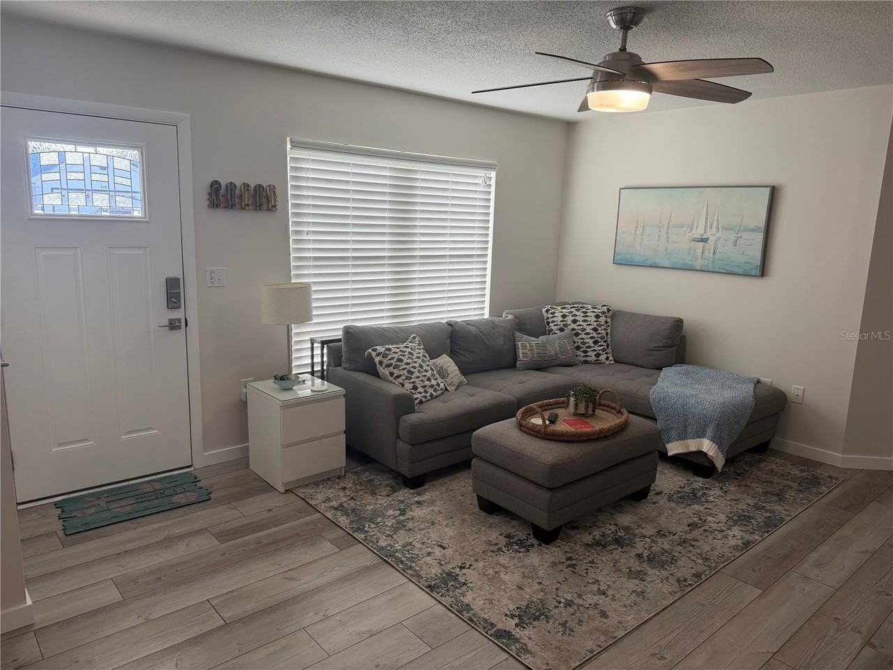 5231 Pompano Rd - Photo 4 of 14