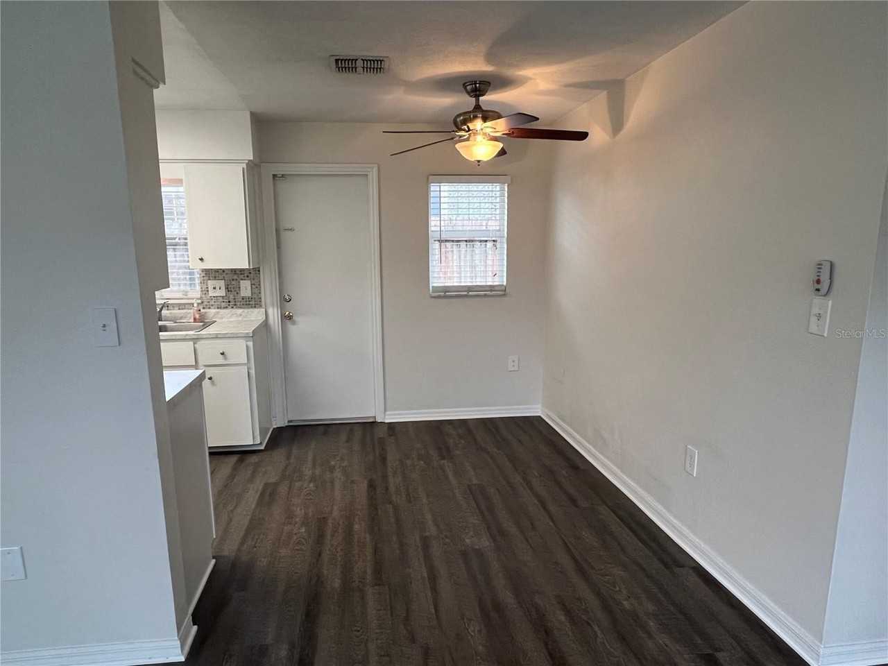 2406 Musselwhite Ave - Photo 2 of 15