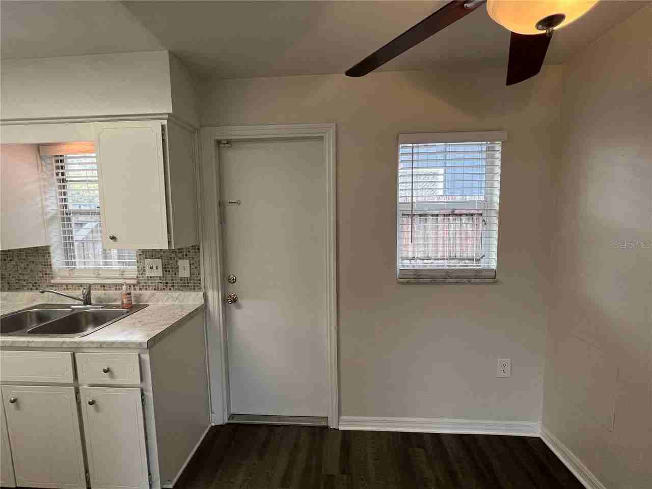 2406 Musselwhite Ave - Photo 4 of 15