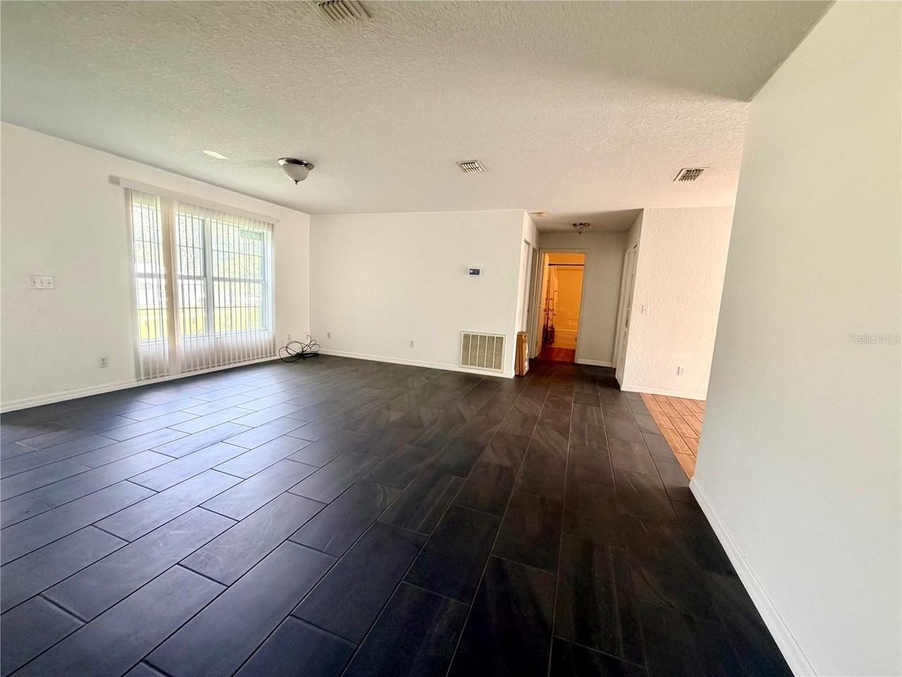 12335 Se 103rd Ct - Photo 3 of 22