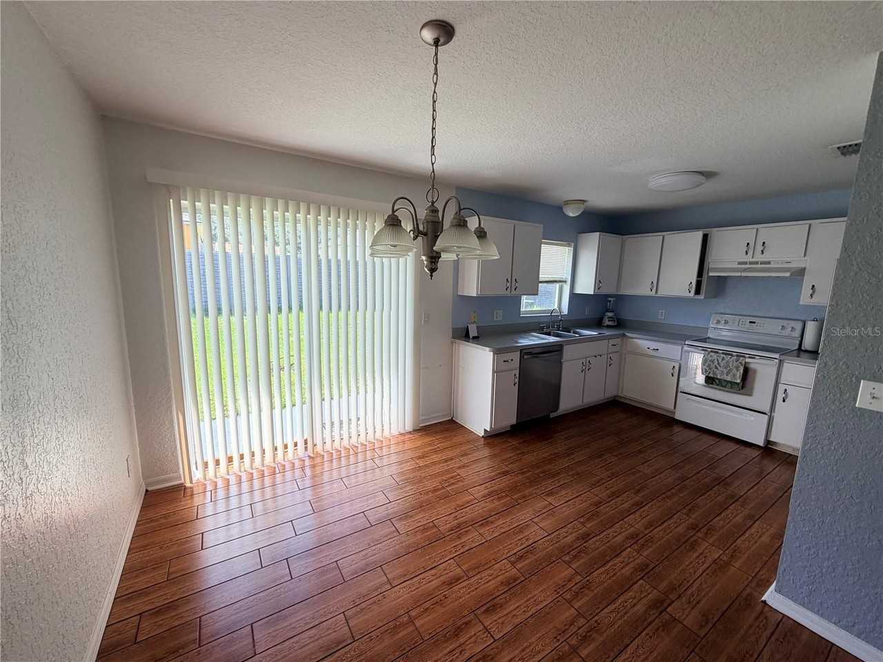 12335 Se 103rd Ct - Photo 6 of 22