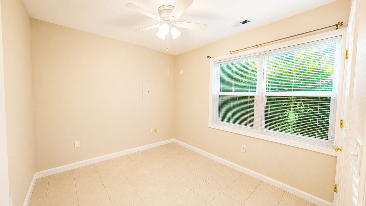118 S Park Ln - Photo 7 of 12