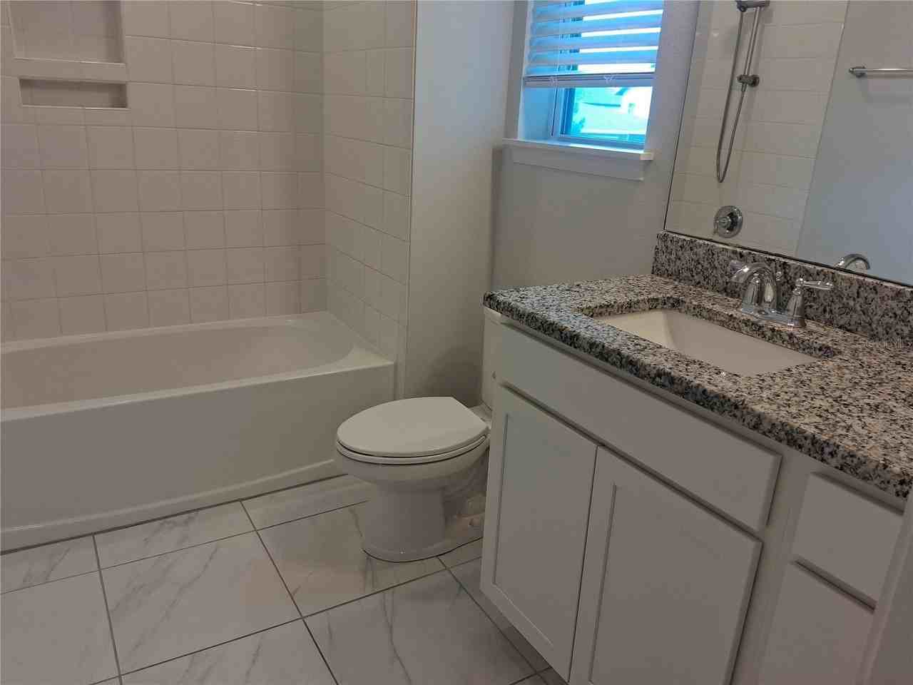 8964 Sperry St - Photo 4 of 16
