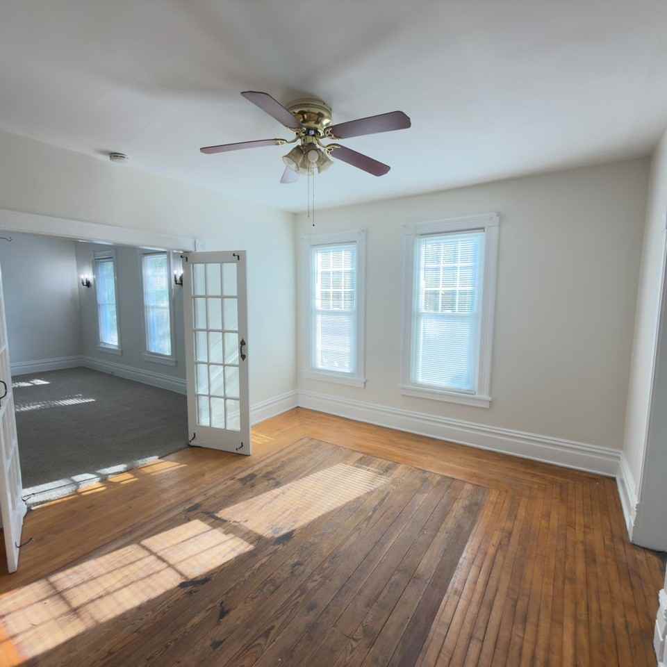 650 Hawthorne St Ne - Photo 6 of 18