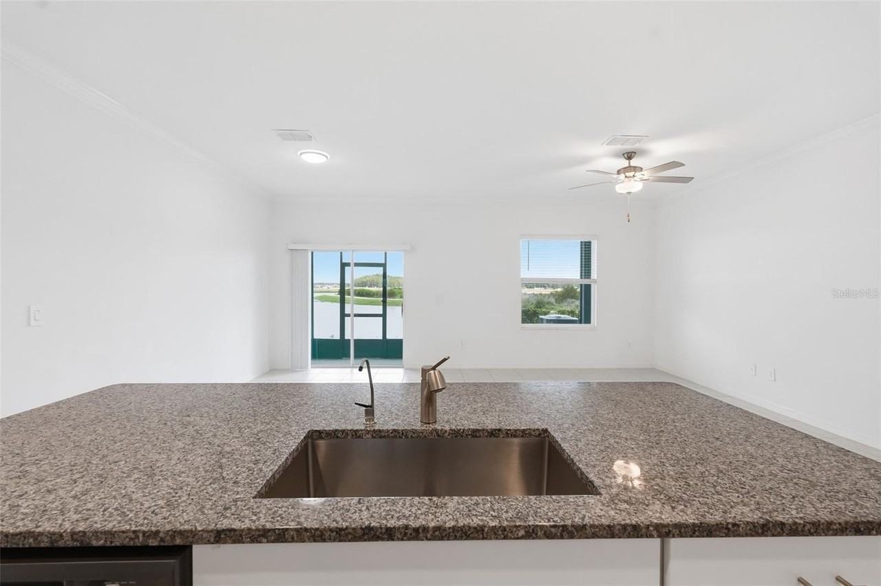9094 Gallantree Pl - Photo 7 of 50