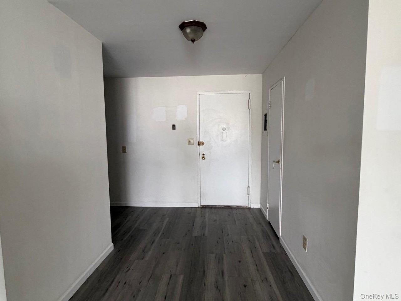 740 E Broadway #1N - Photo 7 of 17