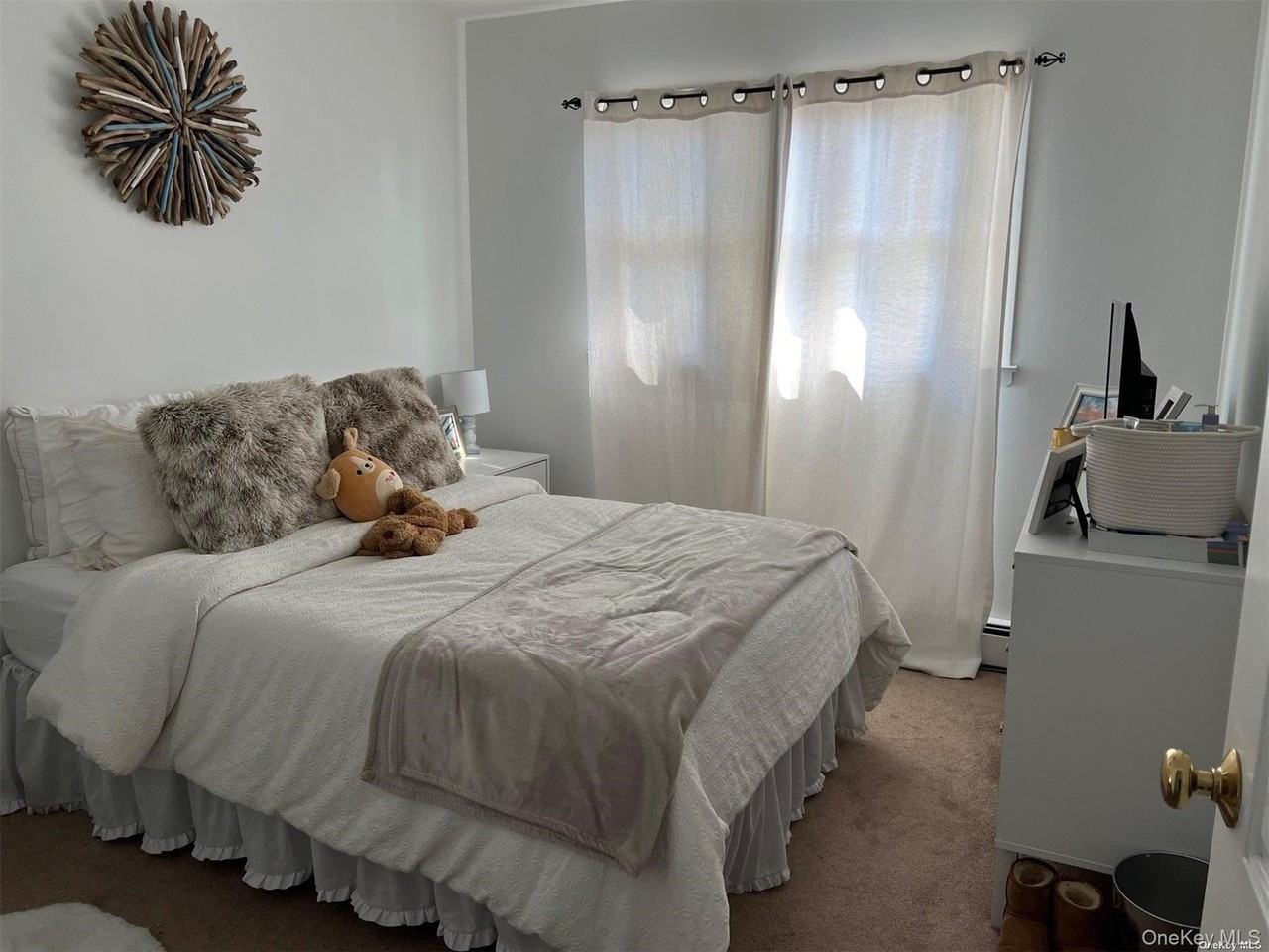 563 Neptune Blvd - Photo 4 of 11