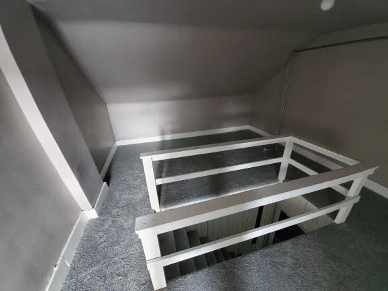 419 E Elm St - Photo 5 of 21
