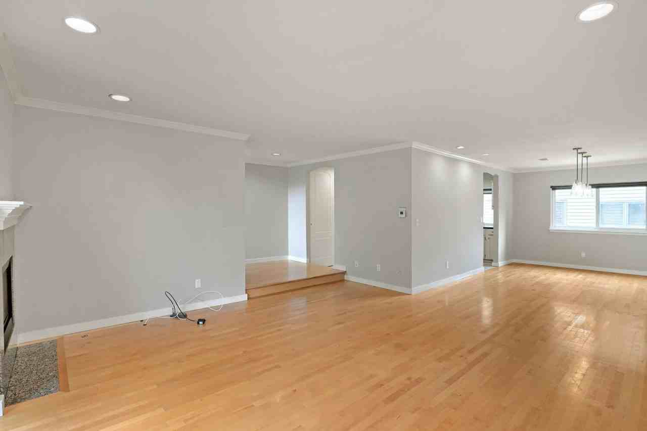 468 Josephine St - Photo 6 of 17