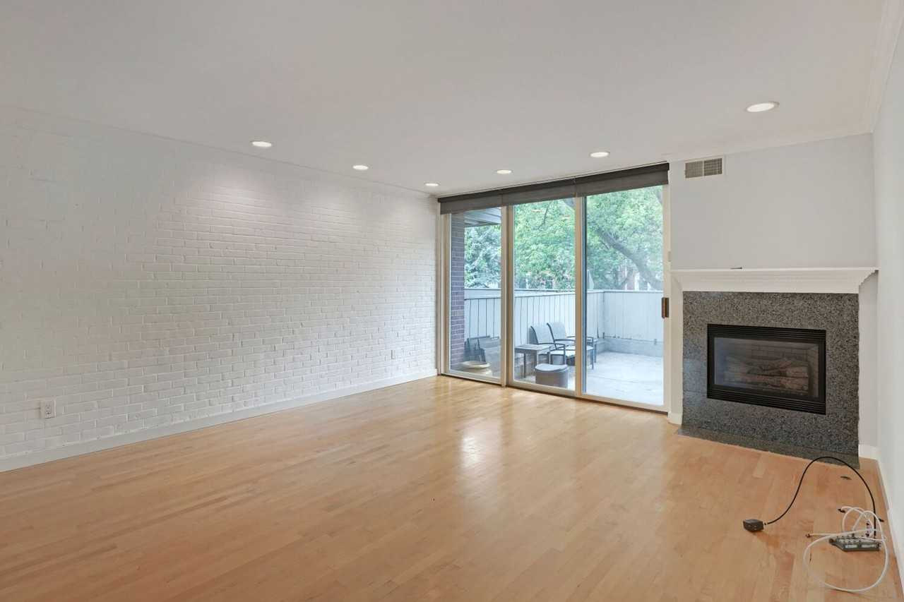 468 Josephine St - Photo 7 of 17