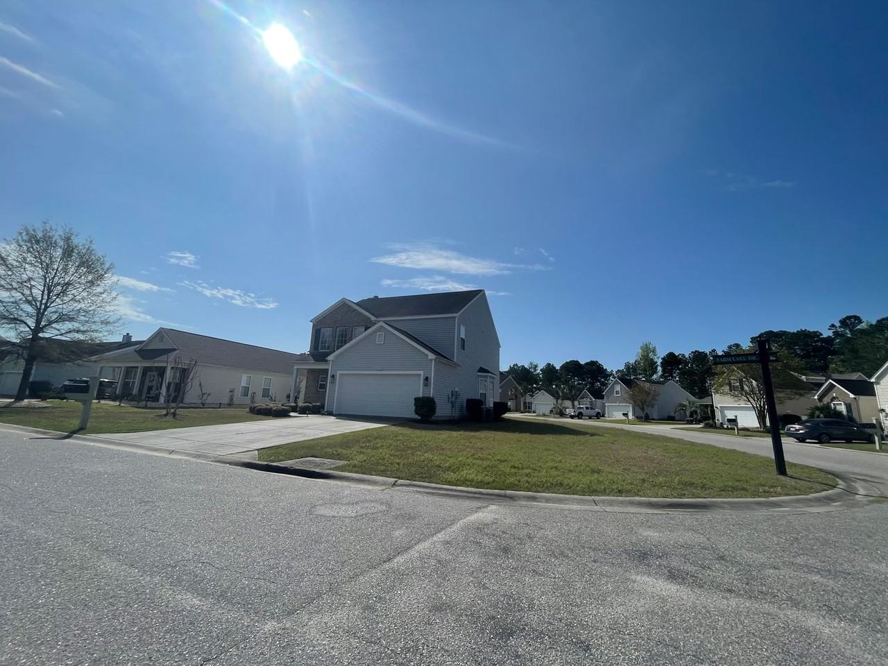 4476 Farm Lake Dr - Photo 4 of 50