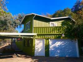 featured image of 9827 Shadow Rd