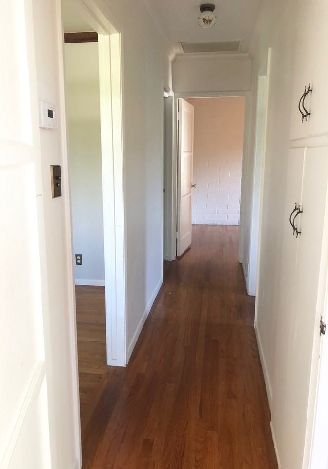 9827 Shadow Rd - Photo 7 of 27
