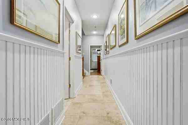 11 Whitman Ter - Photo 5 of 33