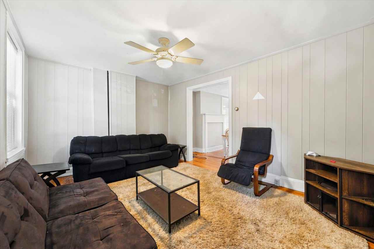 203 W Union St - Photo 5 of 20