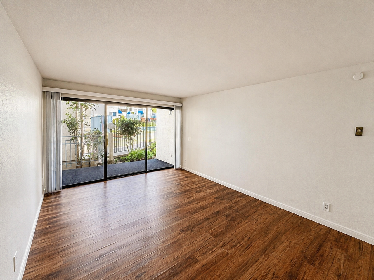 8332 Regents Rd #1H - Photo 2 of 19