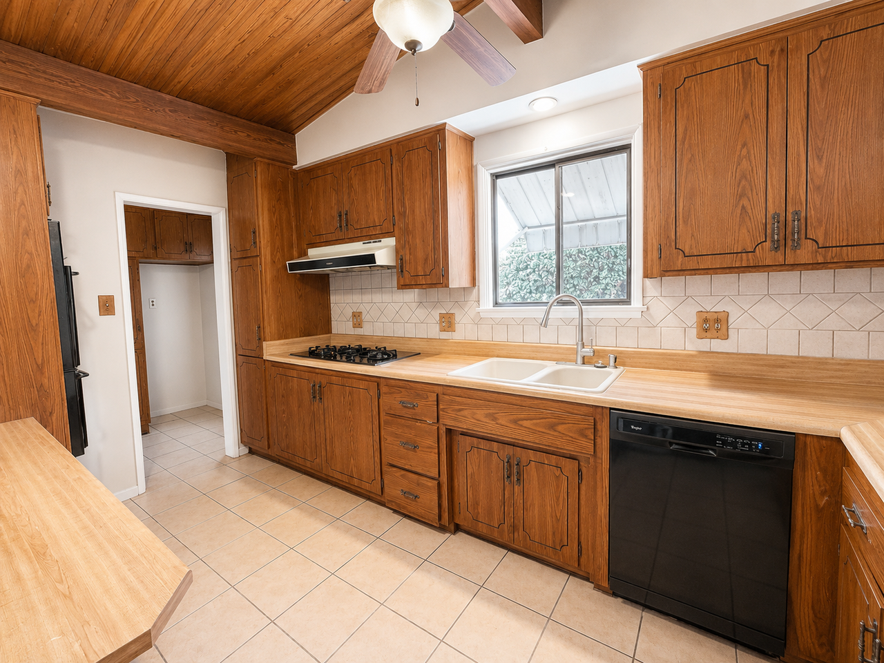 2025 E Idahome St - Photo 7 of 15