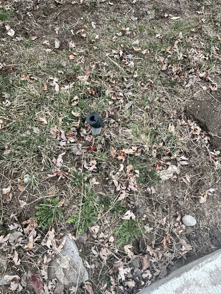 531 W River Rd - Photo 5 of 15
