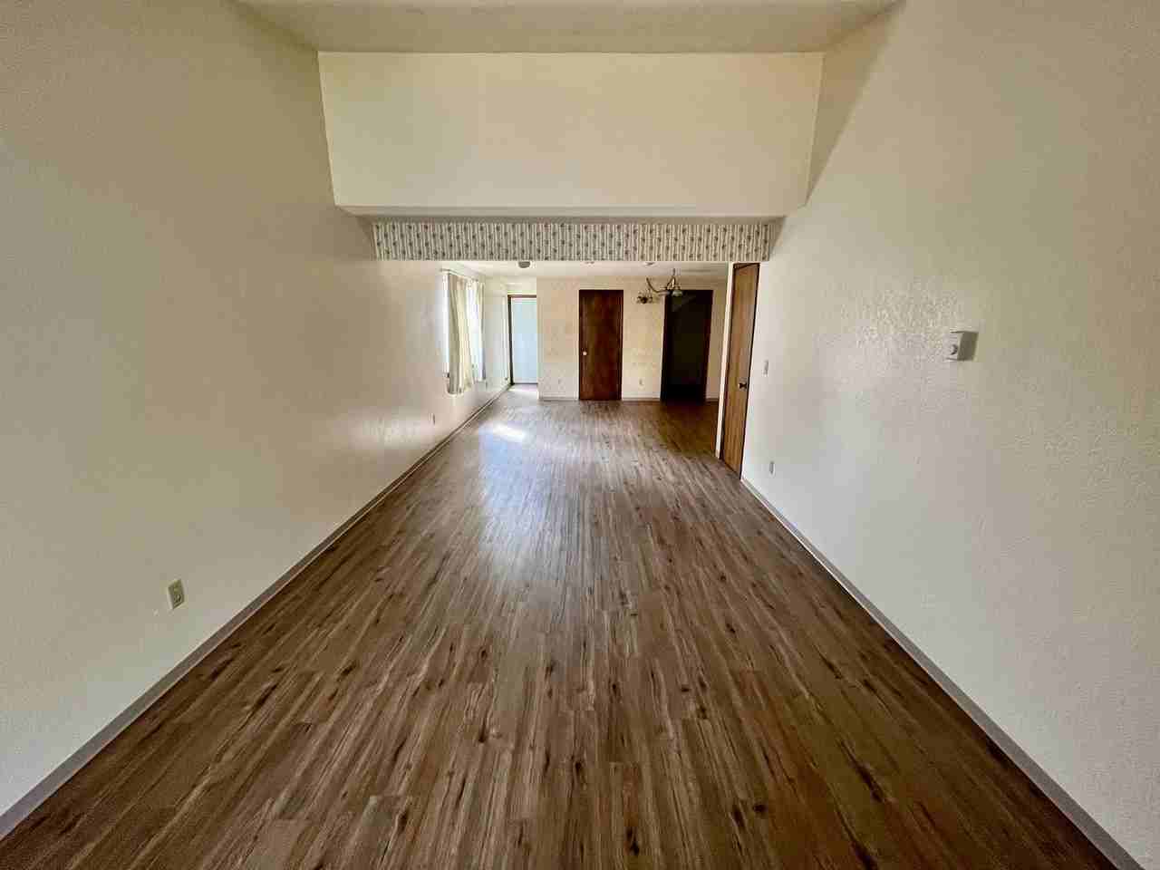 182 Se Atwood Ave - Photo 2 of 20