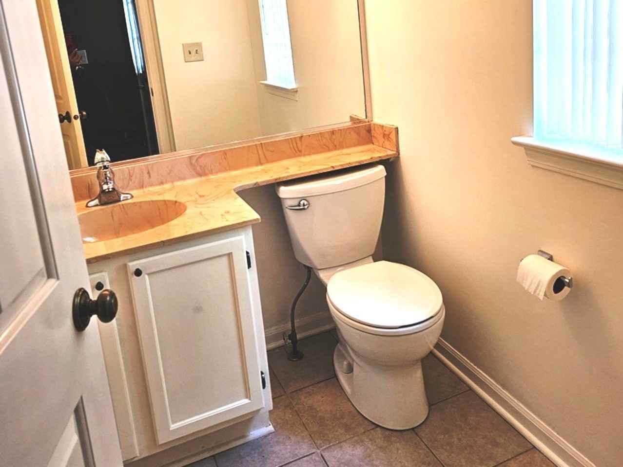 1605 W Portsmith Ln - Photo 5 of 16