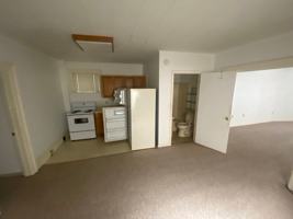 featured image of 243 E Broad St